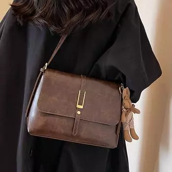 Большая вместительная сумка, женская сумка-мессенджер 2024 года, новая осенне-зимняя ретро-сумка, универсальная сумка через плечо, популярная маленькая квадратная сумка в этом году