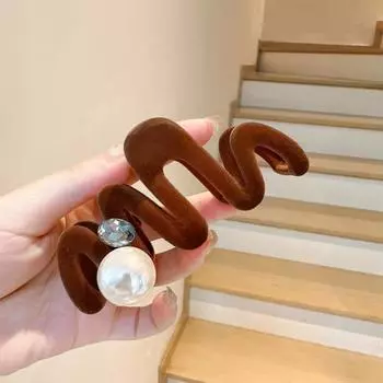 Большая заколка для волос из флокированной жемчужной линии, Высокое качество, Минималистичная акриловая заколка для волос для женщин