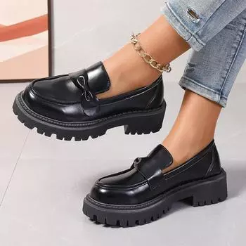 Большие размеры, черные кожаные туфли, весна 2024, новые ретро туфли на круглой платформе с кексами, студенческие одинарные туфли 35 чёрный