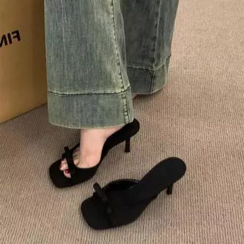 Большие размеры, французские темпераментные туфли на высоком каблуке, женские летние сандалии 2025 года, новые высококачественные классные тапочки 35