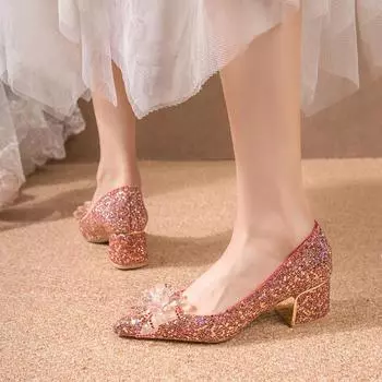Большие размеры китайских свадебных туфель, туфли для невесты 2025 года, новые свадебные туфли с блестками и кристаллами, одинарные туфли на каблуке с острым носком 34