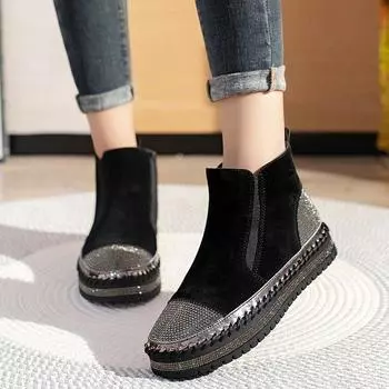 Большие размеры короткие женские ботинки осень 2024 новые высокие женские туфли на каблуке-маффин толстой подошве со стразами короткие ботинки модные ботинки 35 чёрный