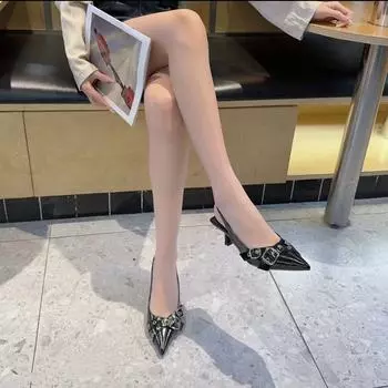 Большие размеры сандалии с заостренным носком, импортная торговля, весна и лето, новые высококачественные сандалии с заостренным носком и неглубоким ртом, красивые пустые женские сандалии 35 чёрный