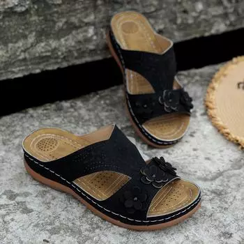 Большие размеры женские повседневные сандалии на плоской подошве с наклонным каблуком, однотонные, простые и модные 35 светло-коричневого