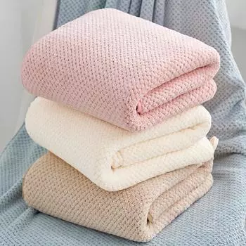 Большое толстое коралловое бархатное банное полотенце, флисовое впитывающее быстросохнущее полотенце для душа, домашнее полотенце для взрослых, мягкое комфортное полотенце из микрофибры 70cmx140cm белый