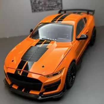 Большой 1:18 миниатюр Ford Mustang GT500 из литого металла, модель автомобиля, настольная коллекция, декоративные украшения для хобби оранжевый