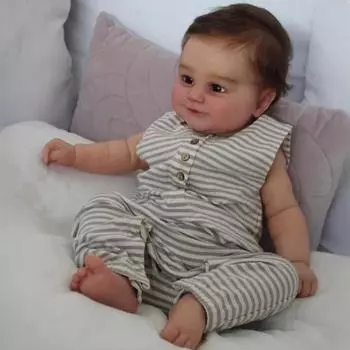 Большой размер 60 см, кукла Мэдди реборн, мягкая на ощупь ткань, кукла возрождения тела, очаровательные реалистичные куклы для детей, подарок на день рождения, игрушки для игр в доме 60cm cloth body