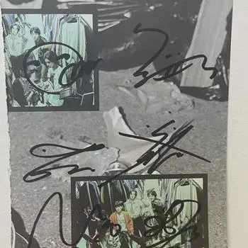 Бонек также имеет автограф