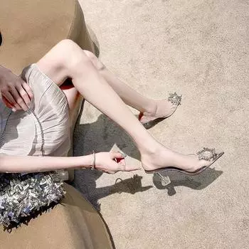 Босоножки Baotou для девочек 2025 года, новые летние прозрачные хрустальные феи, изящные каблуки с острыми каблуками, женские туфли со стразами 34