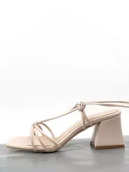 Босоножки Basskan Nut Moys с завязками на низком каблуке