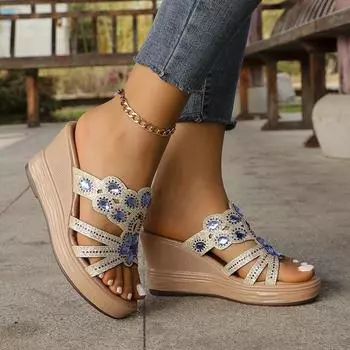 Босоножки на покатом каблуке женские новые повседневные тапочки со стразами на покатом каблуке для верхней одежды лето 2025 года импортные торговые женские тапочки большого размера 43 35 чёрный