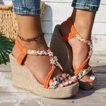 Босоножки на танкетке с металлическим декором для женщин, летние гладиаторские сандалии на платформе с плетеными полосками, женские пляжные сандалии с толстой подошвой, женские 35
