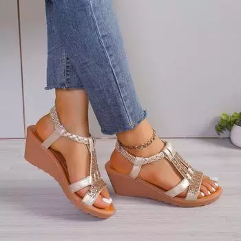 Босоножки на танкетке с заостренным носком женские летние 2024 года новые бохо модные женские босоножки большого размера со стразами на эластичной подошве 35 золотой