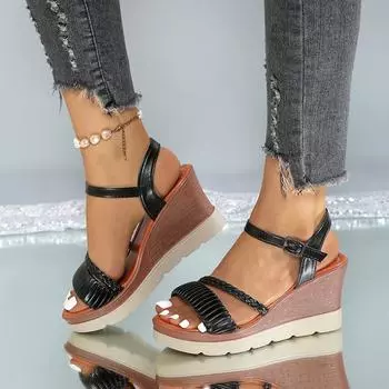 Босоножки на танкетке женские большого размера летние новые босоножки на платформе маффин с плиссировкой и пряжкой женские 35 белый