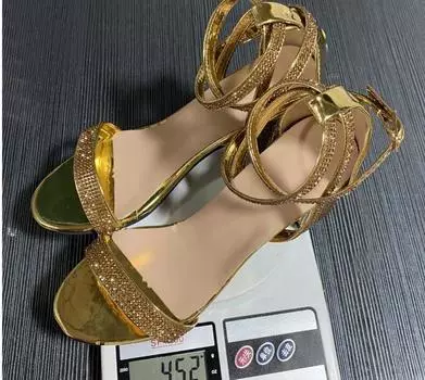 Босоножки на высоком каблуке со стразами большого размера 43, женские летние европейские и американские босоножки с пряжкой на щиколотке, с открытым носком, на толстом каблуке, сандалии 35 чёрный