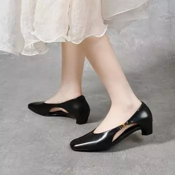 Босоножки с квадратным носком женские летние нишевые персонализированные дизайнерские полые на низком каблуке женские туфли полностью кожаные на высоком каблуке внутри и снаружи 34