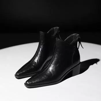 Ботильоны из черной кожи TRAF для женщин, винтажные короткие ботинки с квадратным носком и неглубоким носком, осенние женские элегантные ботинки челси 2024 года 36