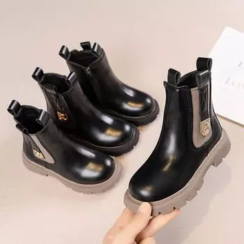 Ботинки Martin для девочек, осенние и зимние новые детские ботинки, короткие ботинки для больших детей в британском стиле, стильные кожаные ботинки для девочек 26 чёрный
