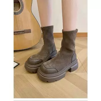 Ботинки Martin в ретро-британском стиле на толстой подошве для женщин на осень и зиму, новый стиль с толстым каблуком и увеличенной высотой, популярные короткие ботинки 35 чёрный