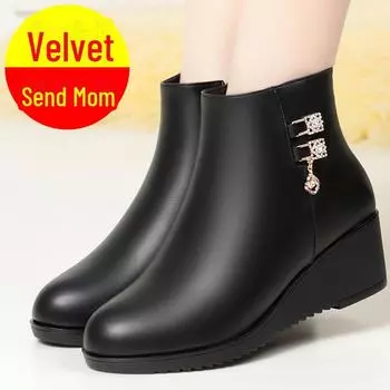 Ботинки на танкетке из кожи с мягкой нескользящей подошвой для женщин среднего и пожилого возраста — визуально увеличивают рост, на бархатной подкладке, осень/зима. 38 чёрный