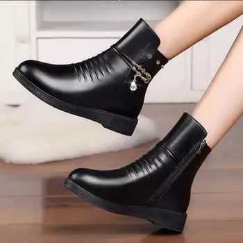 Ботинки женские осенне-зимние туфли для мам из хлопка Ботинки короткие ботинки с мягкой подошвой плюс бархатные женские кожаные туфли с плоским дном для сохранения тепла 41 чёрный