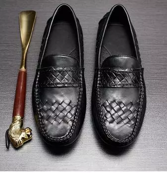 Боуэй Мужская обувь Doudou Lazy One Pedal Повседневная кожаная плетеная обувь Британская мода для вождения Мужская обувь 38 чёрный