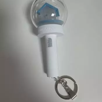 BOYNEXTDOOR Брелок-лайтстик