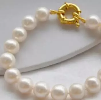 Браслет из белого круглого пресноводного культивированного жемчуга