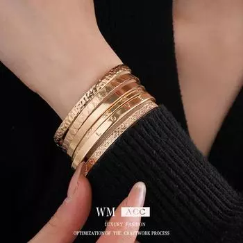 Браслет из металлических букв, комплект из шести предметов, легкий, роскошный и высококачественный ретро-аксессуар ручной работы 6-piece set серебряный