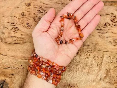 Браслет из натурального сердолика 7.5mm