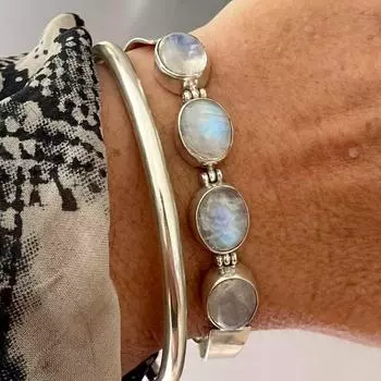 Браслет из стерлингового серебра 925 пробы с натуральным радужным лунным камнем, регулируемый от 7 до 8,5 дюймов, регулируемая длина 8 Inch белый