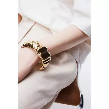 Браслет-кафф HM золотого цвета