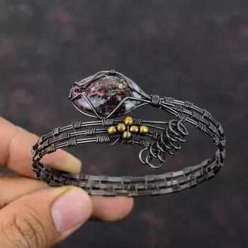 Браслет-манжета из эвдиалита, обмотанный медной проволокой, регулируемый браслет-манжета ручной работы, браслет из драгоценных камней, обмотанный медной проволокой, ювелирное изделие, подарок для мамы