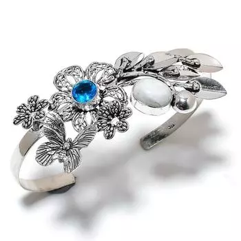 Браслет-манжета из серебра 925 пробы с радужным лунным камнем и топазом. J2A21