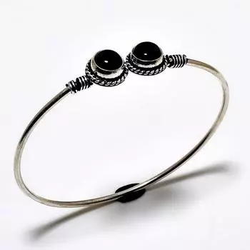 Браслет-манжета ручной работы с черным ониксом и драгоценным камнем 925 пробы с серебряным покрытием