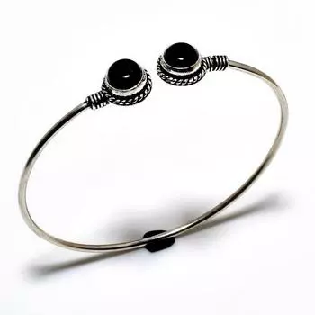 Браслет-манжета ручной работы с черным ониксом и драгоценным камнем 925 пробы с серебряным покрытием