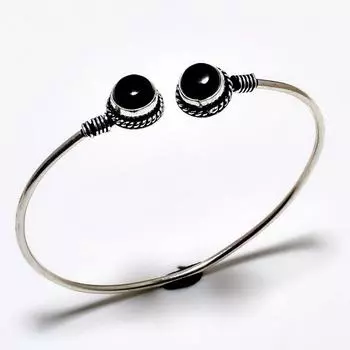 Браслет-манжета ручной работы с черным ониксом и драгоценным камнем 925 пробы с серебряным покрытием