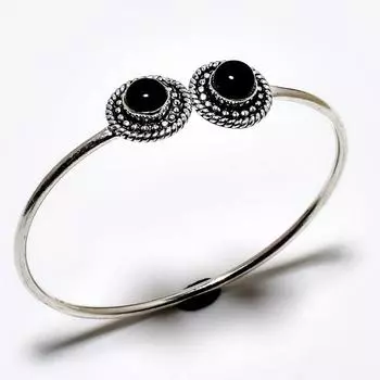 Браслет-манжета ручной работы с черным ониксом и драгоценным камнем 925 пробы с серебряным покрытием