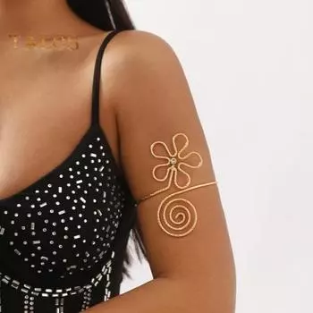 Браслет на открытой руке Регулируемый полый сплошной цвет Цветочный лист Запутанный декор Противоскользящий женский выпускной вечер Косплей Производительность ювелирные изделия C белый