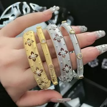 Браслет Palace с полированной поверхностью и итальянским ретро-стилем и высоким темпераментом, нишевый милый и классный браслет для женщин S белый