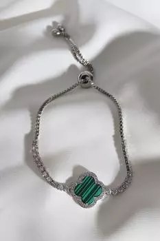 Браслет серебряного цвета с зеленой эмалью «клеверный лифт»