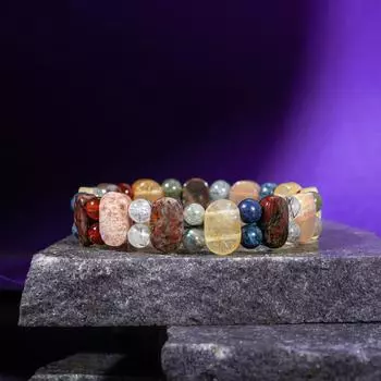 Браслет со знаком Льва Бронзит, Дюмортьерит, Солнечный камень, Яшма, Красный агат, Лабрадорит, Рутиловый кварц, Цитрин