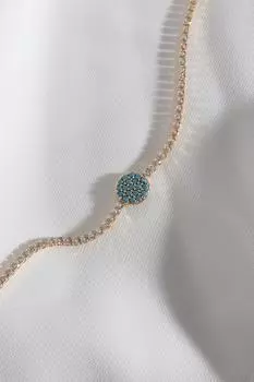 Браслет водного пути золотого цвета с бирюзовым камнем и круглой фигурой из циркона