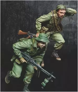 Bravo6 Bravo6 Vietnam War Australian Army RAR Infantry 4 Fire Point Moving Machine Gun Team Resin Kit 1/35 B6-35342