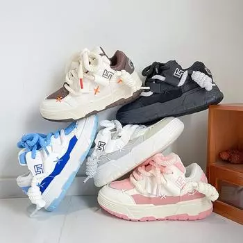 Bread Shoes Женские маленькие белые туфли Женские спортивные туфли для увеличения роста Универсальные повседневные легкие туфли на толстой подошве 35