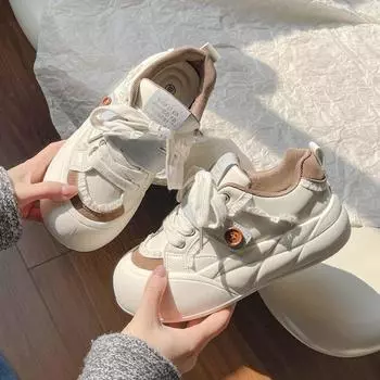 Bread shoes women s new thick-soled heightening little white shoes versatile with skirt shoes student sports and leisure board shoes 35