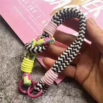 Брелки Контрастные цветные брелки для ключей Аксессуары для роскошных сумок-брелков для автомобилей Подвески для сумок Изысканный подарок для парня Брелки для ключей чёрный