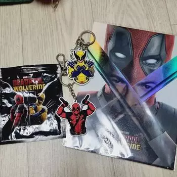 Брелок Дэдпул и Росомаха Лотте Кино Арт-карта