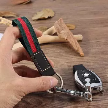 Брелок из нейлоновой полосы с подвеской из натуральной кожи k026 stripes красный/зелёный