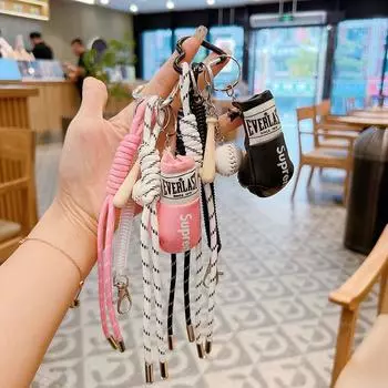 Брелок из плетеной веревки ручной работы - подвеска в виде бейсбольной перчатки для сумок или автомобилей чёрный